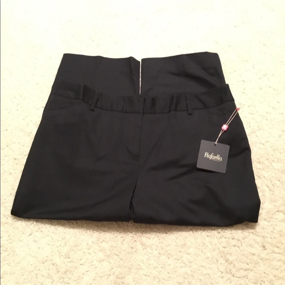 Rafaella 10P Curvy Midnight Navy Capri